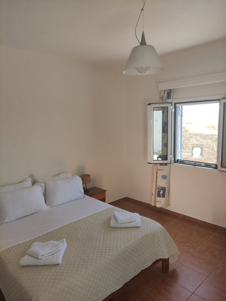 Comfortable place, ideal for a relaxing holdiday. Located in a very peacful area Greece Heliopetra Punta Ios - Studio with splendit view Entire rental unit vacation rental 664243331299197726