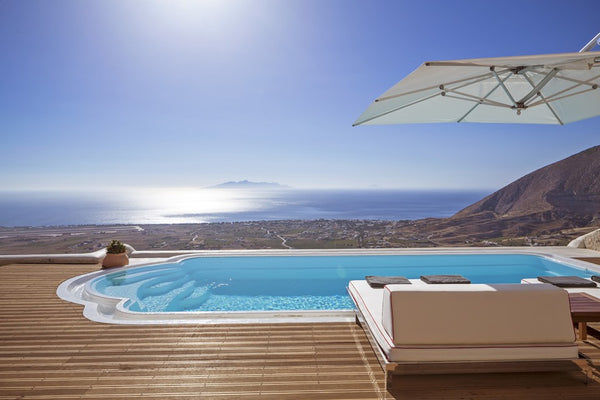 Located in Pyrgos, Kamini Santorini Villas offers an outdoor pool and a hot tub. Thera, Greece Kamini Santorini Villa Entire villa vacation rental 10047099