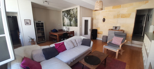 Bel Appartement T3 dans la pierre bordelaise de 75m2 dans le quartier des chartr Bordeaux, France T3 à Bordeaux , 2 chambres 