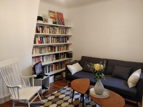 Chers voyageurs,<br /><br />L'appartement est situé près des métros parisiens li Paris, France Appartement moderne et rénové Entire rental unit vacation rental 23819339