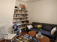 Chers voyageurs,<br /><br />L'appartement est situé près des métros parisiens li Paris, France Appartement moderne et rénové Entire rental unit vacation rental 23819339