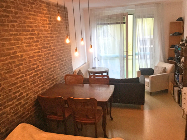 Central flat in student area. Quite room with french balkony. Flat is moderately Vienna, Austria Cosy & central private room in student district Private room in rental unit vacation rental 20192836