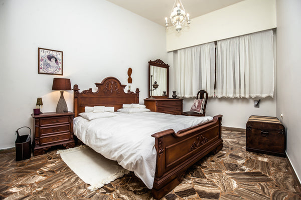 A first floor 75 m2 vintage apartment near the centre of Heraklion, ideal for tr Greece Διαμέρισμα στο κέντρο της πόλης Entire condo vacation rental 42802357