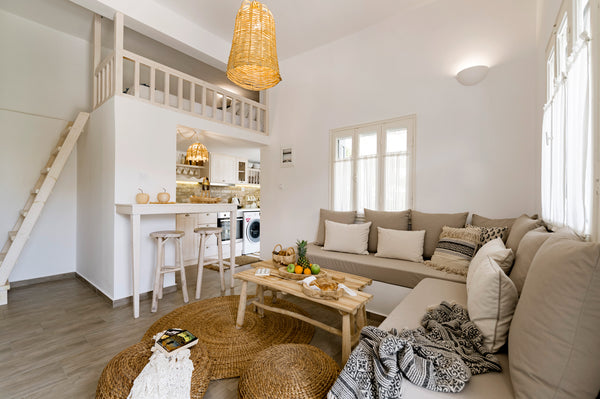 Menori Luxury Suite is the perfect retreat for guests who envision a dream holid  Menori Luxury Suite Cycladic home vacation rental 36274172