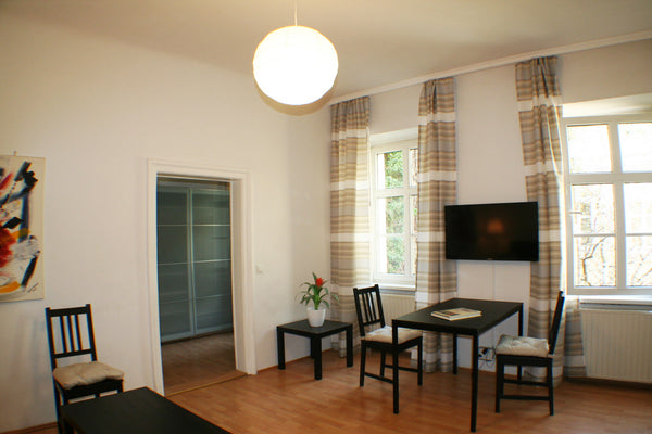 Recently renovated and newly furnished 