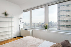 Great room for a single traveler or a couple. We have one of the best views of N New York, NY Rental unit in New York · 1 bedroom · 1 bed · 1 shared bath Private room in rental unit vacation rental 16450351