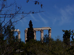 Recently built, clean, second floor, one bedroom, perfect for 4 persons. It is l Athens, Greece olympian zeus houses 1 Entire rental unit vacation rental 6021135
