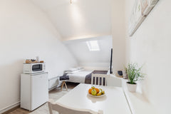 The room for two person was recently refreshed and well equipped.<br />There are Brussels, Belgium Room midi station Private room in rental unit vacation rental 16920621