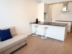 Le studio est situé en plein coeur de Bruxelles proche de la Grand-Place. Il est Brussels, Belgium Brussels city center new studio next Grand Place Entire rental unit vacation rental 51010304