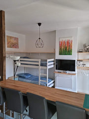 grande chambre lumineuse de 24m² , que vous apprécierez pour le quartier et le c Pessac, France Grande chambre lumineuse Private room in rental unit vacation rental 48063764