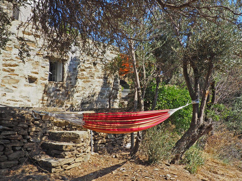 Πρόκειται για μια παραδοσιακή πέτρινη κατοικία, προσφάτως ανακαινισμένη, 300 μέτ Tinos, Greece Socrates' stone house, Triantaros Barn vacation rental 20547367