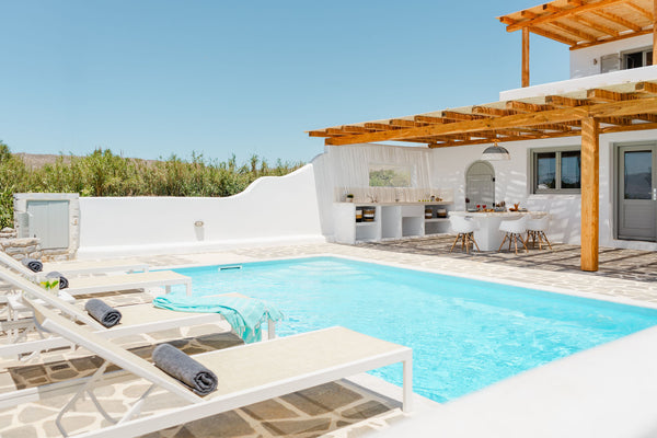 This Cycladic style villa with a private pool is part of a nice villa complex, o Naxos, Greece Villa Veroni Entire villa vacation rental 48622549