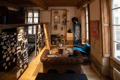 Petit cocon idéalement situé au cœur du quartier des pentes de La Croix Rousse à Lyon, France Canut typique des pentes de La Croix-Rousse - Lyon Entire rental unit vacation rental 49932765