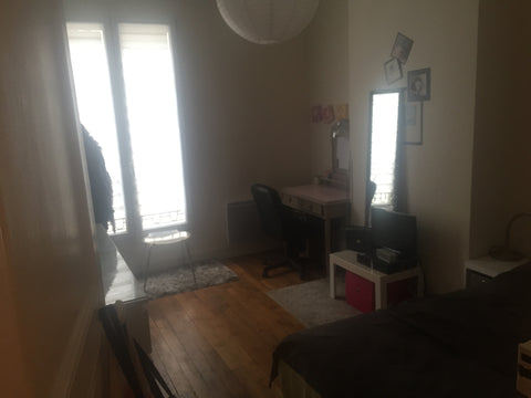 A proximité de commerces, desservi par les lignes 12 (Convention ou Vaugirard),  Paris, France Chambre dans colocation Private room in rental unit vacation rental 11155018