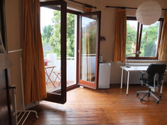 Cet hébergement de charme dans un quartier calme et verdoyant offre un accès fac  Une grande chambre près de la forêt de Soignes Private room in home vacation rental 50665022
