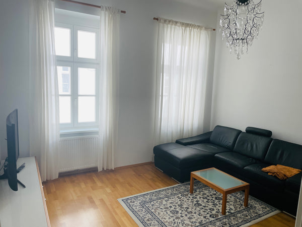 Zentral gelegene Wohnung (52 qm2), Innenstadt in 10 Minuten zu Fuß erreichbar, p Vienna, Austria Schöne, ruhige Wohnung in Wien Entire rental unit vacation rental 691841433124520500