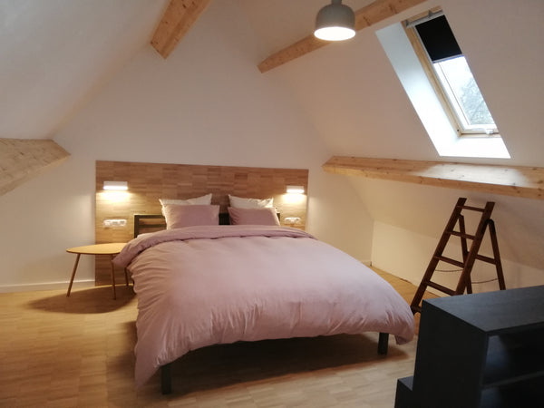bij aankomst staat een glaasje van onze zelfgemaakte porto klaar<br /><br />een   Noest Heusden bij Gent. Welkom in onze nieuwe B&B Entire guest suite vacation rental 45651718