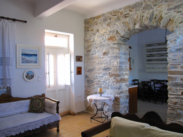 Welcome to Naxos, the largest island of Cyclades!<br />Venture into the heart of Athens, Greece Luxury 100m2 house 15min. from sea Entire home vacation rental 8610988