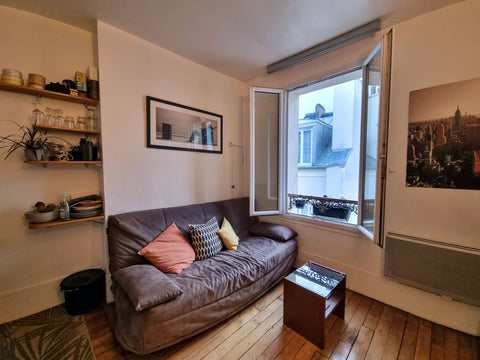 Appartement parisien lumineux de 2 pièces au calme dans un quartier animé tout p Paris, France Charmant appartement  proche du Canal St Martin Entire rental unit vacation rental 28891783