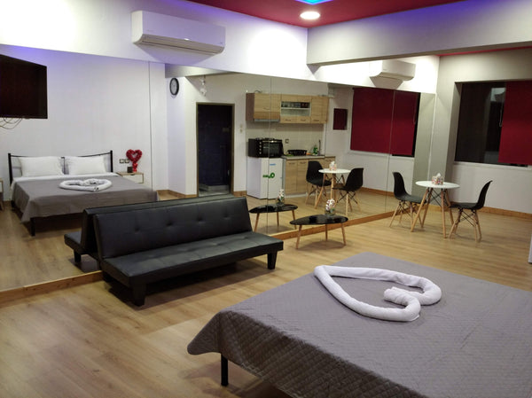 IN THE CENTER OF AFANTOY VILLAGE.<br />ON THE SECOND FLOOR OVER THE GYM GIANNAKA Afantou, Greece GYM  MIRROR APPARTMENTS Entire rental unit vacation rental 42736996