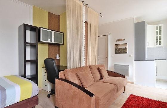 Calme et douillet, ce studio situé sur la superbe mythique rue de Rennes est l'i Paris, France Beau studio Rue de Rennes PARIS 6e Entire rental unit vacation rental 2881175