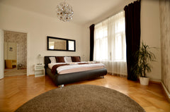Útulný apartmán v rezidenční lokalitě, vše co potřebujete na dosah ruky. Okolí n Prague, Czechia BA.Prague - Apartmán Executive se 2 ložnicemi Entire rental unit vacation rental 12133607
