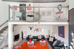 Situé dans un très bel immeuble en pierre, datant du XVIIIe siècle, cet appartem Pessac, France Appartement moderne style loft en plein centre de Bordeaux Entire loft vacation rental 16876353