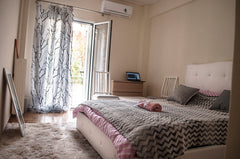 Shared room in 2room Apartment located near metro Syggrou Fix, 6 minutes from Ak Peiraiá, Attiki, Greece White room near Akropolis Private room in rental unit vacation rental 28909831