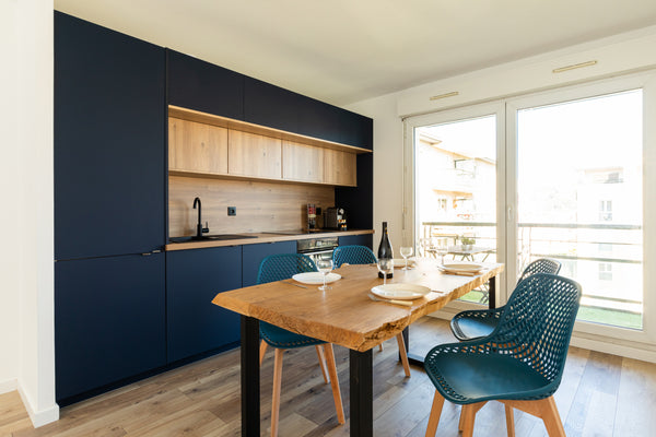 The <b>apartment in Lyon</b> has 2 bedrooms and capacity for 4 people. <br>Accom Lyon, France Dify Bourbonnais - Quartier Vaise Entire rental unit vacation rental 714390911637313516