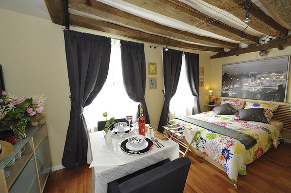 Located in a private residence in the heart of Paris nearby many museums, shops  Paris, France Gorgeous studio in the Haut-Marais Entire rental unit vacation rental 21920094