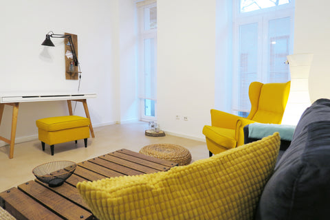 The very nice furnished appartement is located in the 5. district and is near to Siegendorf, Austria Nice and cosy appartement Entire rental unit vacation rental 12004936