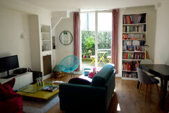 Notre maison de 70 mètres carrés est située dans une impasse, au calme, à  2 min Paris, France Maison avec terrasse à Alésia (14ème) Entire home vacation rental 19627913