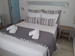 υπέροχη θέα<br /><br /><b>License number</b><br />Exempt Naousa, Greece vasilis rooms and studios  double room with view Private room in guesthouse vacation rental 50915360