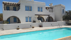 A flat of 48 sq.m. fully furnished and equipped, situated in Ag. Ioannis, Porto, Athens, Greece Cozy flat 100m from the beach, pool use, Tinos! Entire rental unit vacation rental 13498835