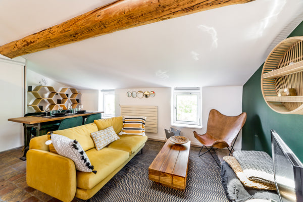 In the heart of the famous Croix-Rousse district, enjoy the calm in this loft wi Lyon, France The artistic loft of Croix-Rousse Entire rental unit vacation rental 629312698281539031