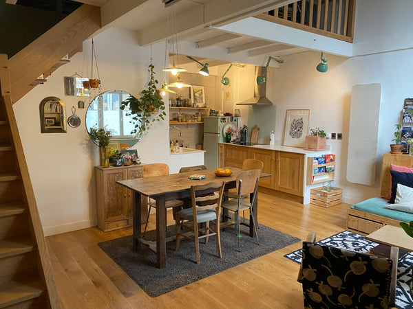 À deux pas de la place des Terreaux, dans un quartier offrant boutiques, cafés e Lyon, France Canut au cœur des Pentes Entire rental unit vacation rental 759441015185390824