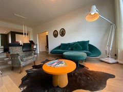 Ons appartement van 93 m² ligt in centrum Antwerpen in een kleine en rustige res Antwerp, Belgium Volledig appartement centrum Antwerpen Entire condo vacation rental 699152850756111437