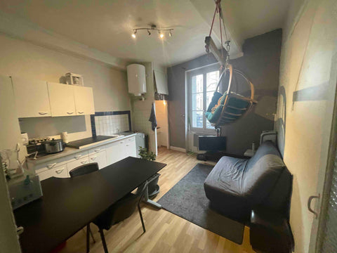 Bonjour, je loue mon appartement situé à 5min en métro du centre ville avec un a Dieulefit, France Appartement entier 40m2 lire l’annonce Entire condo vacation rental 53633561