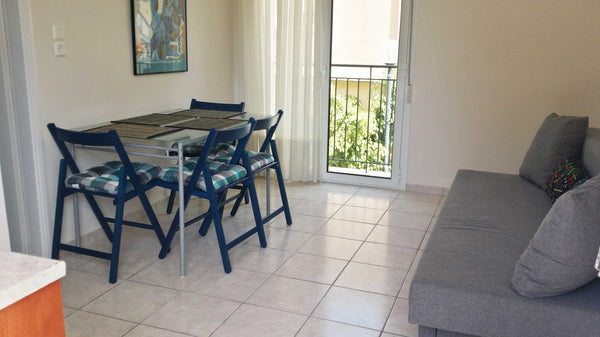 Charming, pleasant and sunny flat in a quiet neighborhood. It has 1bedroom, a li Greece A5.MyChaniaHome-Balcony 7' to beach+OldTown Entire rental unit vacation rental 13263031