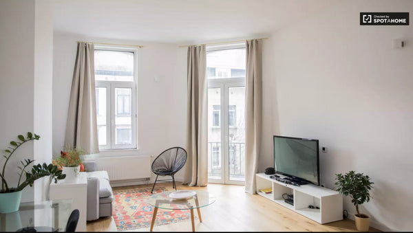 A bright and stylish 1-bedroom apartment, in a lovely residential spot, it's jus Brussels, Belgium Stylish 1-bedroom apartment , near Horta Museum Entire rental unit vacation rental 46899472