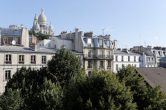 In the heart of Montmartre area, at just 5 minutes walk to famous Sacré Coeur, e Orléans, France Montmartre amazing view Entire rental unit vacation rental 22457683