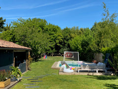 Notre maison est idéalement située pour visiter Bordeaux et sa région :<br />Acc France Maison Familliale jardin piscine  proche Bordeaux Entire home vacation rental 19405851