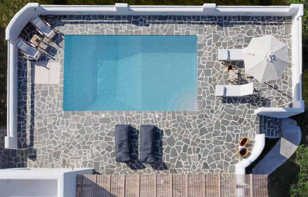 Taking inspiration from traditional Cycladic architecture and the islands fertil Australia ILI ~ Villa ~ 3 Bedroom ~ Pool ~ Plaka Beach Entire villa vacation rental 41647531