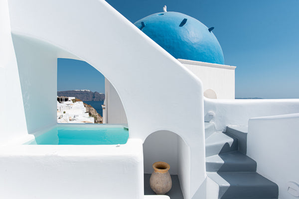 Located in the very heart of Oia, at a secluded position on the famous caldera o  Blue Dome 2-Bedroom Suite with Outdoor Plunge Pool Entire guesthouse vacation rental 43447724