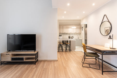 A stylish 2nd-floor apartment in the city of Athens only 3 min away from Larisis Athens, Greece Spacious 2BD apt. next to metro Entire rental unit vacation rental 615020132939764124