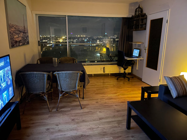 L'appartement est au centre ville de Bruxelles, juste à coté de la gare du nord, Brussels, Belgium Appartement tout confort au Centre Ville + PARKING Entire condo vacation rental 21145082