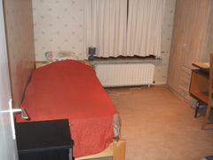 My space is suitable for 1 person. The room is located in a quiet neighbourhood  Ghent, Belgium Near the station, free parking Private room in home vacation rental 21907317
