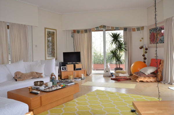 This beautifully lit, airy and fully furnished apt is located  in the quiet resi Athens, Attica, Greece Open space bubble of peace  2Bdrs near center Entire rental unit vacation rental 17673101