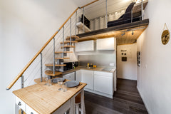 In the heart of the Croix-Rousse district, close to all amenities, discover a co  Croix-Rousse lovely nest Entire rental unit vacation rental 661315905466661005