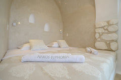 Euphoria Hotel & Suites Is located in the magnificent bay of Agios Prokopios on  Naxos, Greece Superior Double Sea View Private room in rental unit vacation rental 17892627